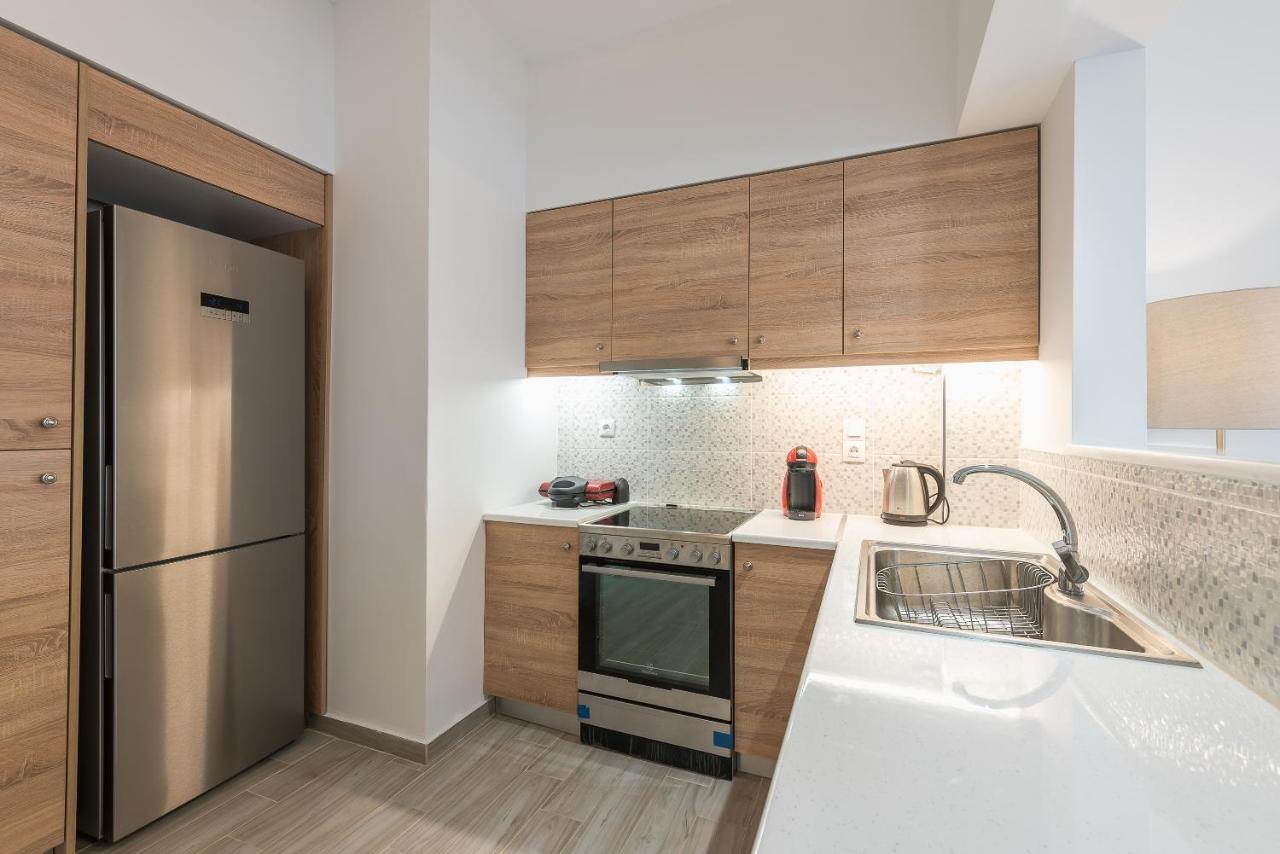 Victoria Plaza Palace Apartments Атина Екстериор снимка