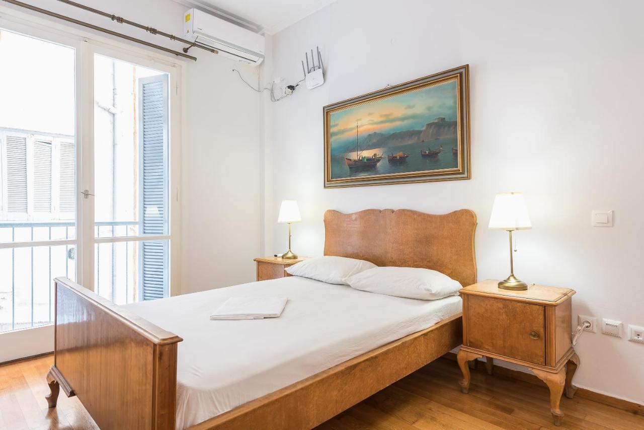 Victoria Plaza Palace Apartments Атина Екстериор снимка