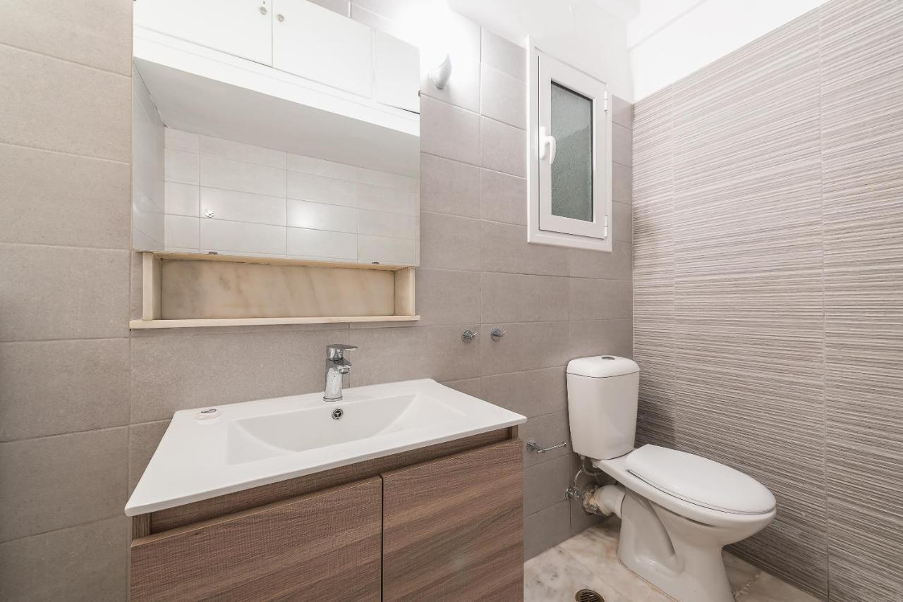 Victoria Plaza Palace Apartments Атина Екстериор снимка