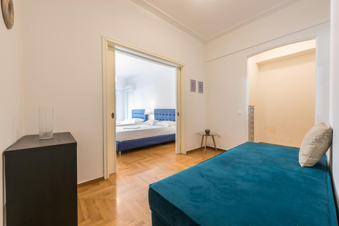 Victoria Plaza Palace Apartments Атина Екстериор снимка