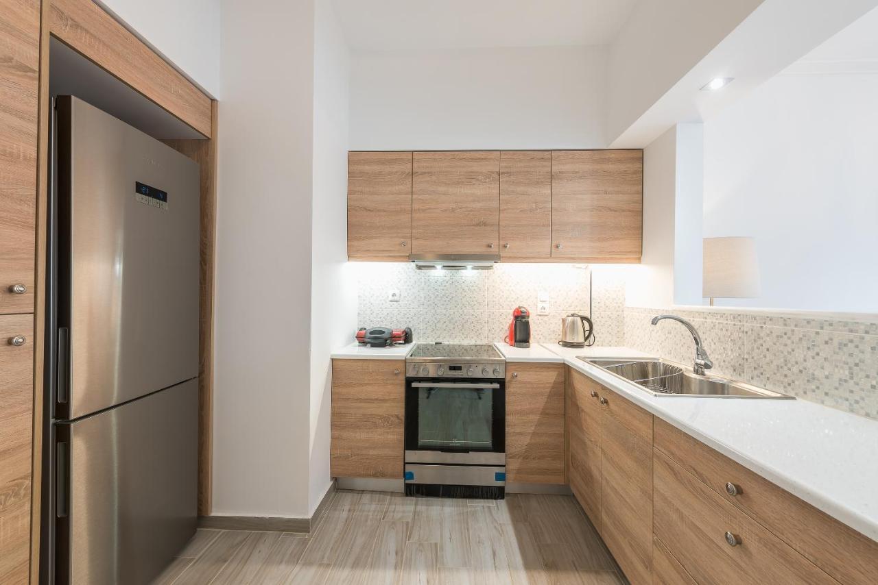 Victoria Plaza Palace Apartments Атина Екстериор снимка