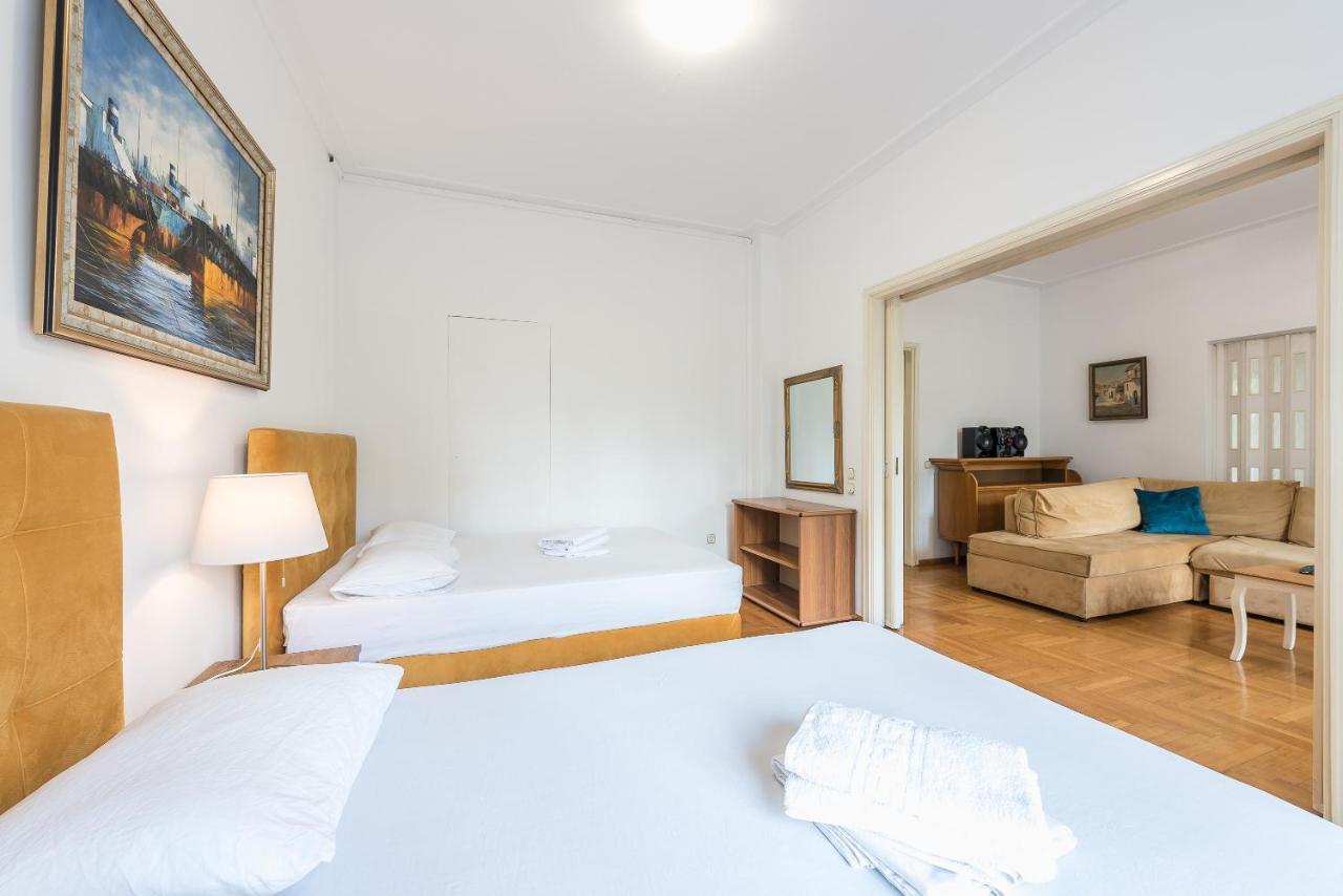 Victoria Plaza Palace Apartments Атина Екстериор снимка