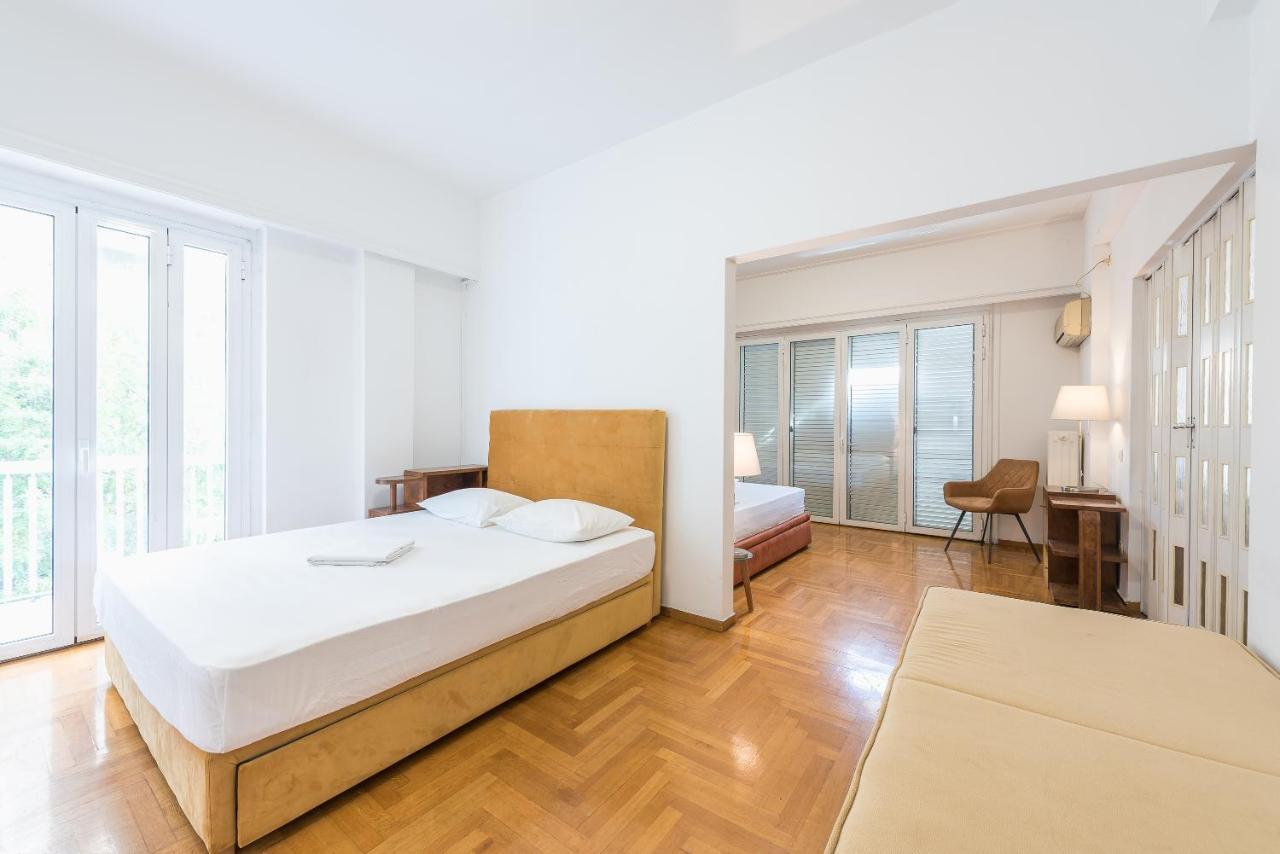 Victoria Plaza Palace Apartments Атина Екстериор снимка