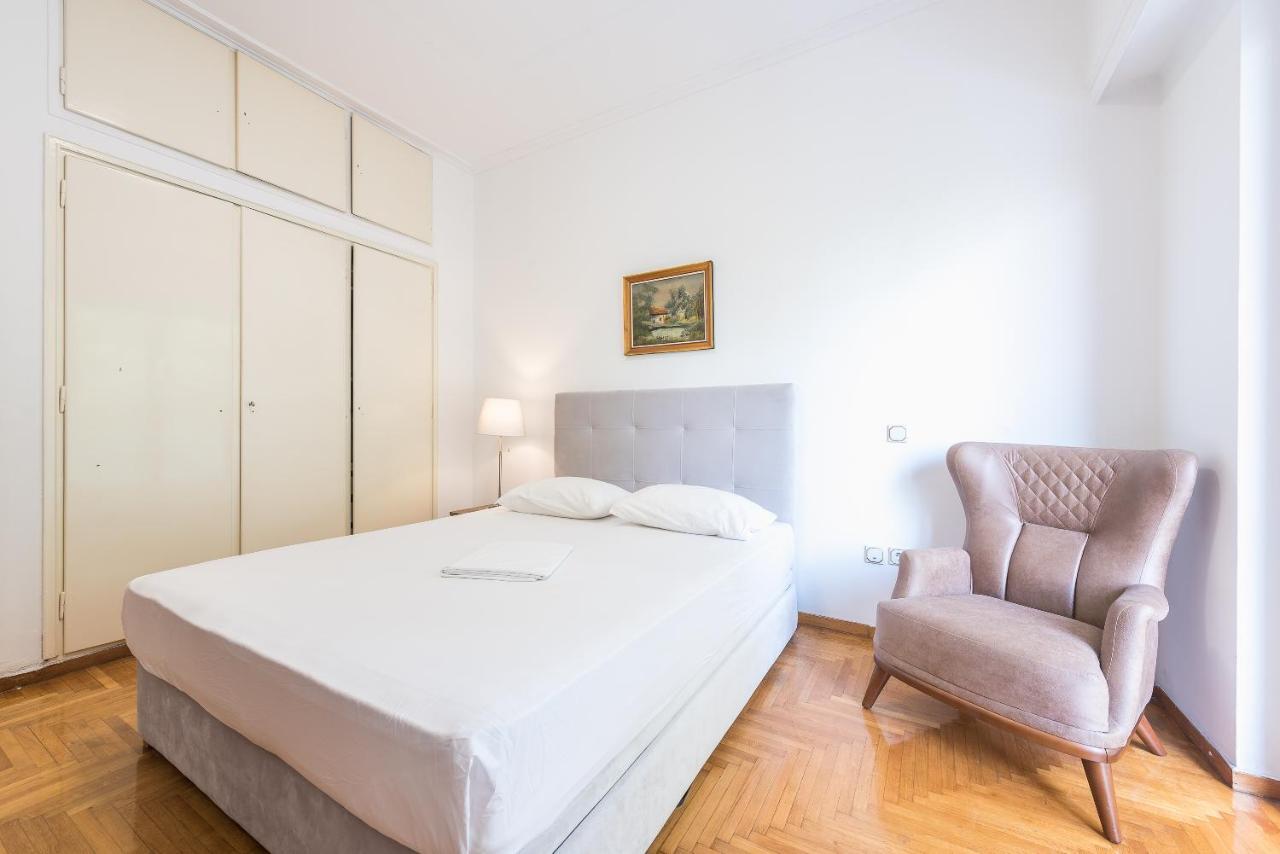 Victoria Plaza Palace Apartments Атина Екстериор снимка
