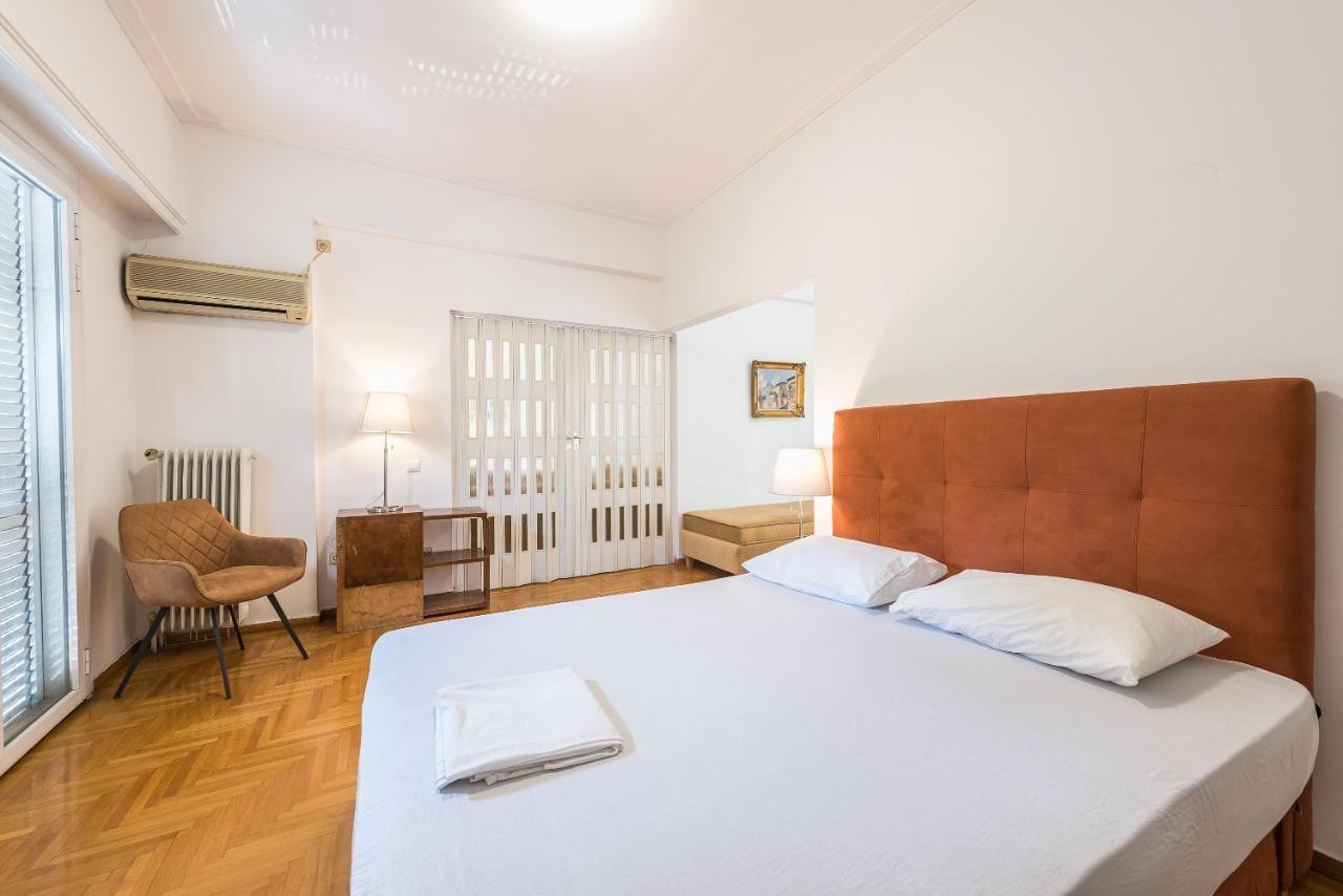 Victoria Plaza Palace Apartments Атина Екстериор снимка